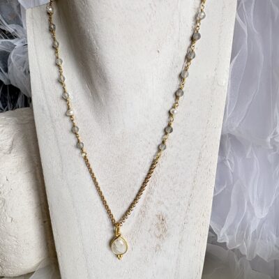 Regenbogen Mondstein Kette